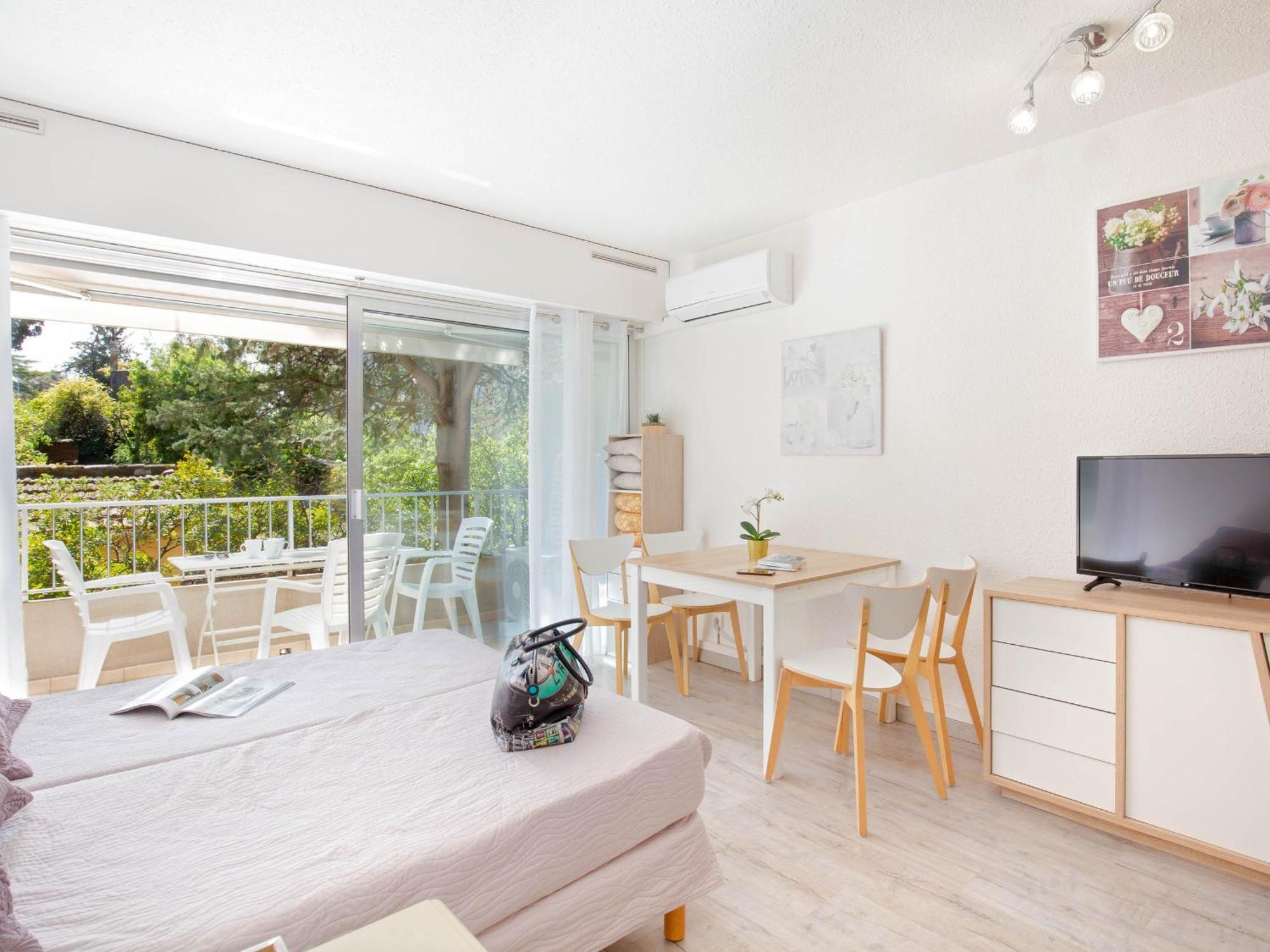 Studio Climatise Pour 3, Face Est, A 50M Plage Et Proche Commerces - Fr-1-466A-23 Saint-Raphael  Luaran gambar